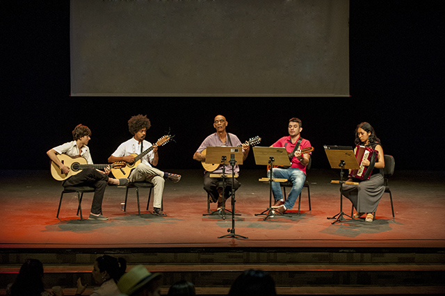 Grupo de Música Raiz do Conservatório de Tatuí Grupo de Música Raiz do Conservatório de Tatuí