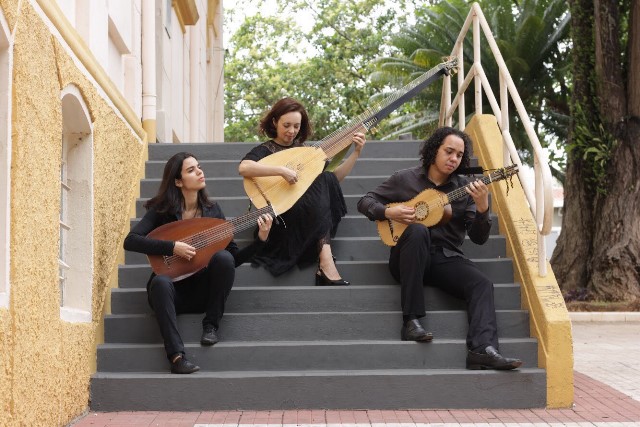 Encontro de Alaudistas: Recital TRiOupe