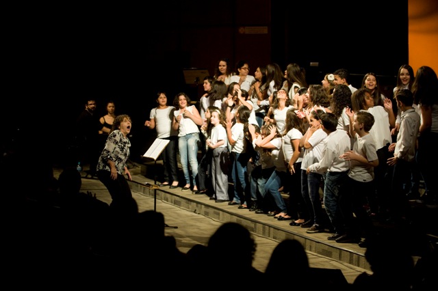 Coro Infantil e Orquestra Sinfônica Jovem do Conservatório de Tatuí Coro Infantil e Orquestra Sinfônica Jovem do Conservatório de Tatuí