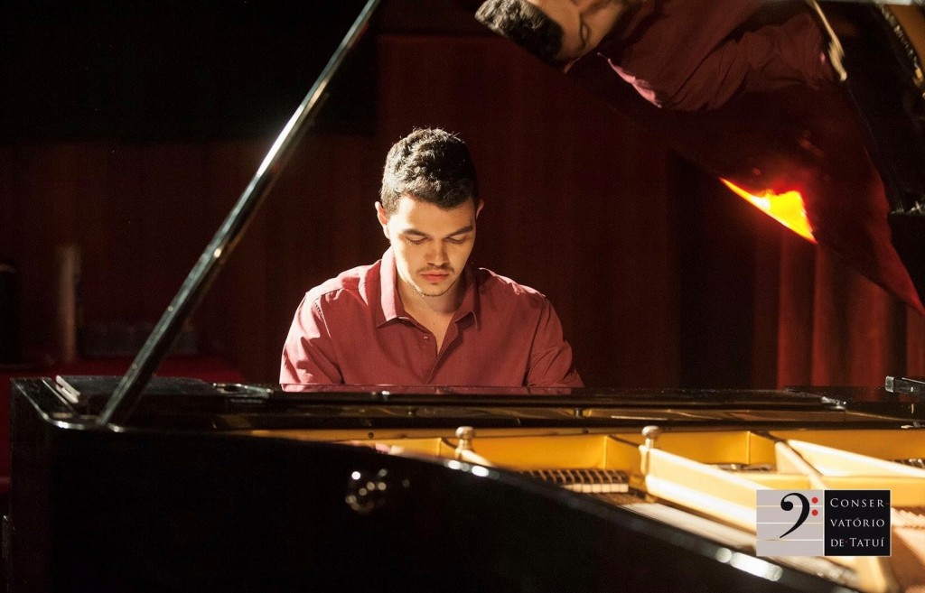 Recital de Formatura: Piano Clássico, com Dany Grande do Carmo