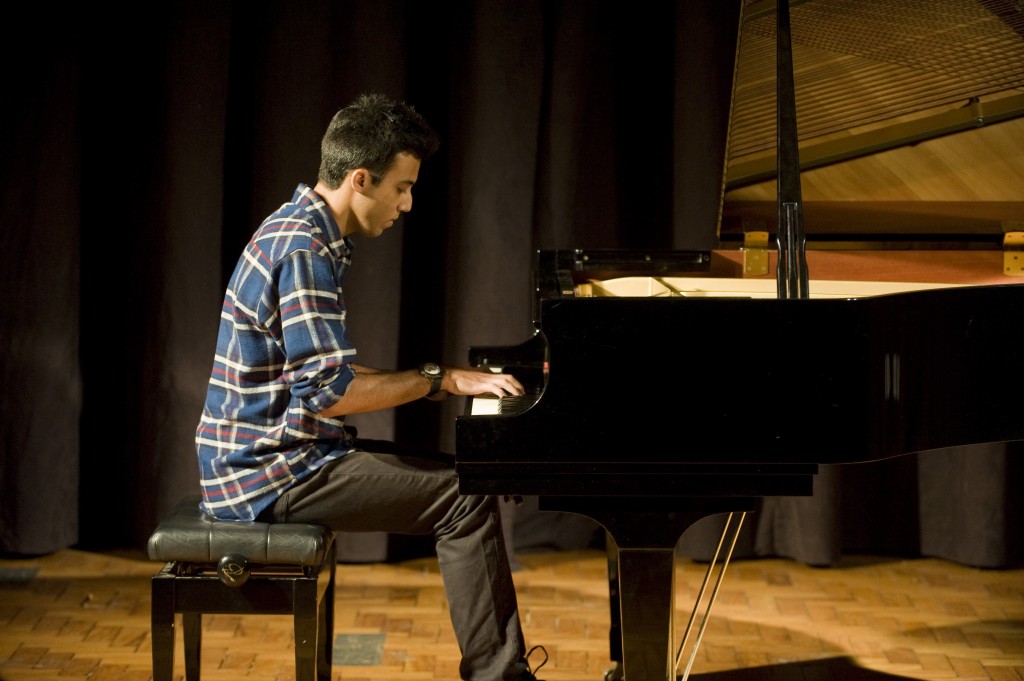 Recital de Estudantes: Piano Recital de Estudantes: Piano