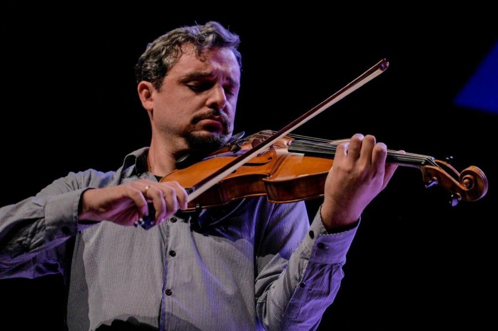 LIVE WORKSHOP “Desafio do repertório camerístico e orquestral para a viola sinfônica”, com Gabriel Marin