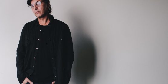 Zeca Baleiro faz show gratuito no Conservatório de Tatuí