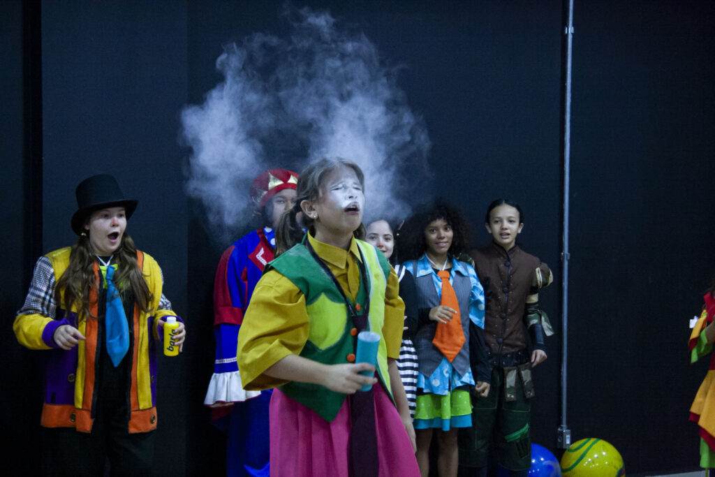 Espetáculo/Quando tudo começa Espetáculo/Quando tudo começa