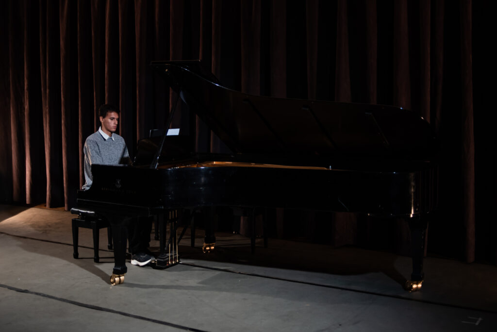 Semana de Prática de Conjunto – Concertos/Prática de Conjunto Infantil para Pianistas (turma 1, 2 e 3), Camerata de Violões ‘Corda Toda’ e Luteconsorte