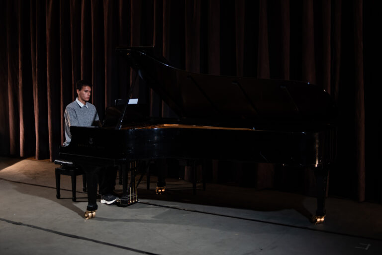 Semana de Prática de Conjunto – Concertos/Prática de Conjunto Infantil para Pianistas (turma 1, 2 e 3), Camerata de Violões ‘Corda Toda’ e Luteconsorte