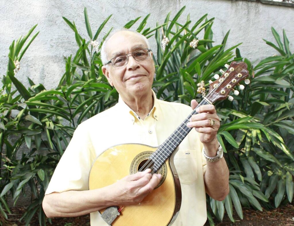Roda de Choro do Conservatório de Tatuí convida Izaias Bueno de Almeida (bandolinista)