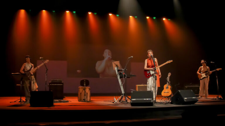 Show/Tributo a Angela Ro Ro/Edital de Ocupação Artística