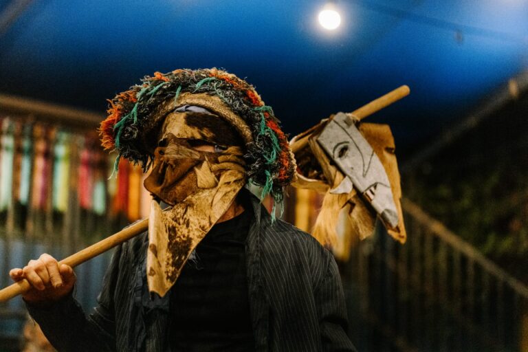 Mostra de Artes Cênicas (Parte 1): Master Class ‘Chã de Mundos – Tradição, Técnica e Poética nas Artes da Cena Brasileira’, com Alício Amaral e Juliana Pardo (Cia. Mundo Rodá)